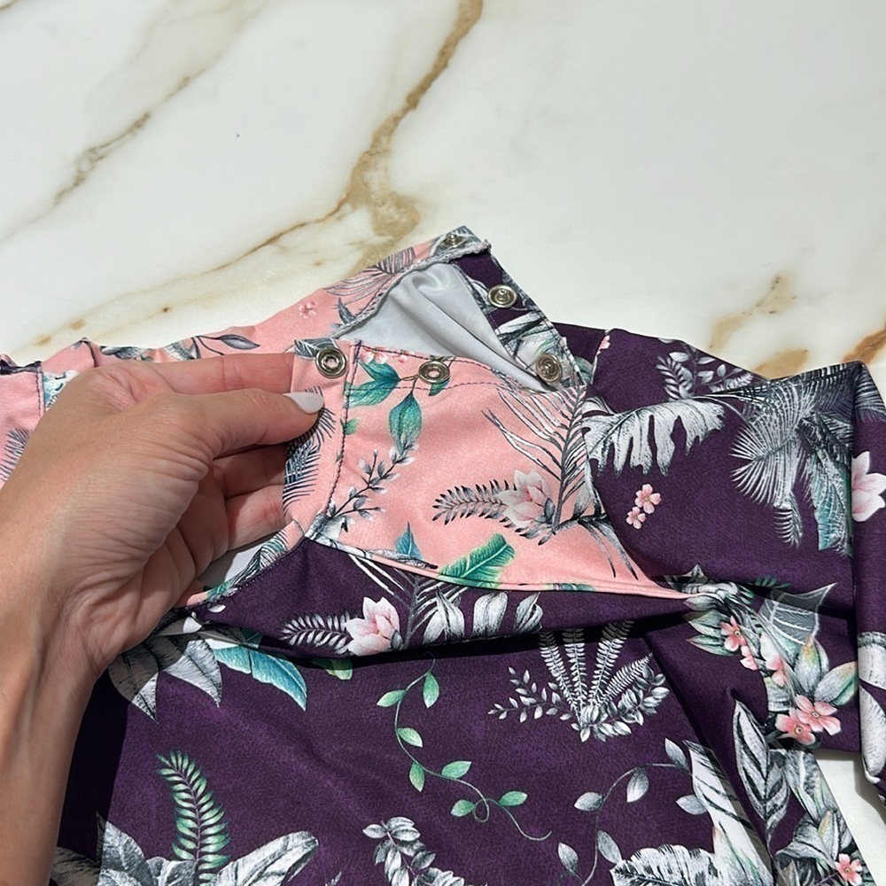 Agua Bendita Rashguard top - Picture 5 of 5